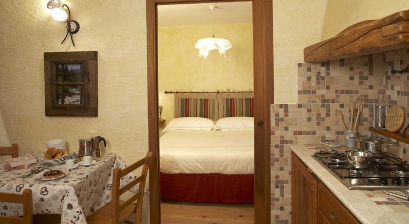 تشامبولوك Residence Lo Peyo الغرفة الصورة